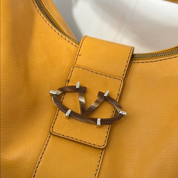 Valentino Garavani Vintage Mustard Leather Shoulder Bag - Picture 5 of 14